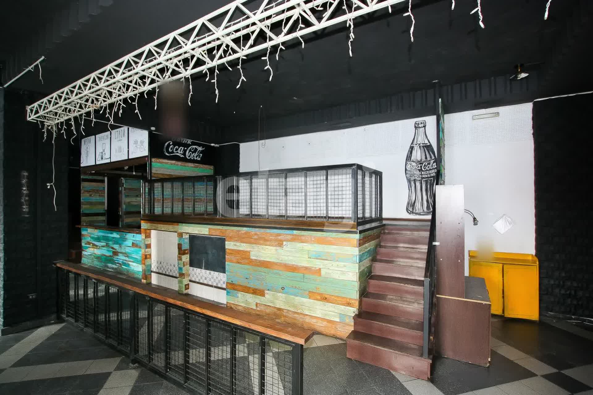 Аренда коммерческой недвижимости, 341м <sup>2</sup>, Улан-Удэ, Бурятия,  Улан-Удэ