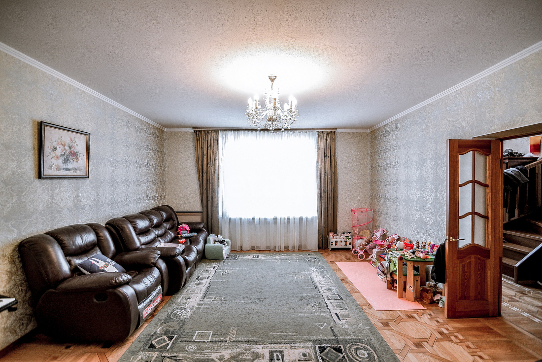 Продажа дома, 300м <sup>2</sup>, 10 сот., Южно-Сахалинск, Сахалинская область,  