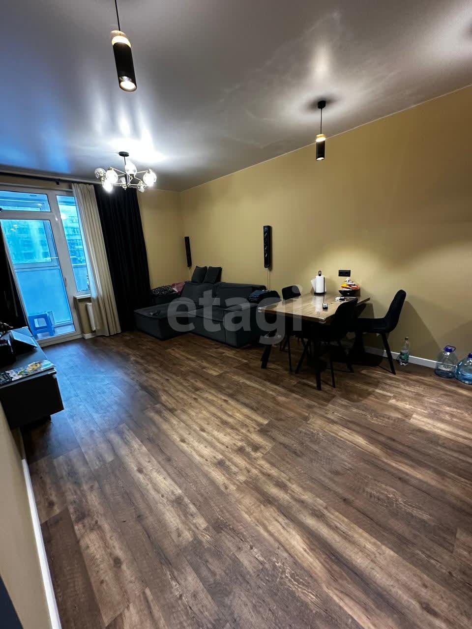 Продажа 2-комнатной квартиры, Южно-Сахалинск, Сахалинская область,  Южно-Сахалинск