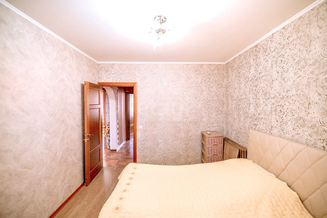 Продажа 3-комнатной квартиры, Южно-Сахалинск, Сахалинская область,  Южно-Сахалинск