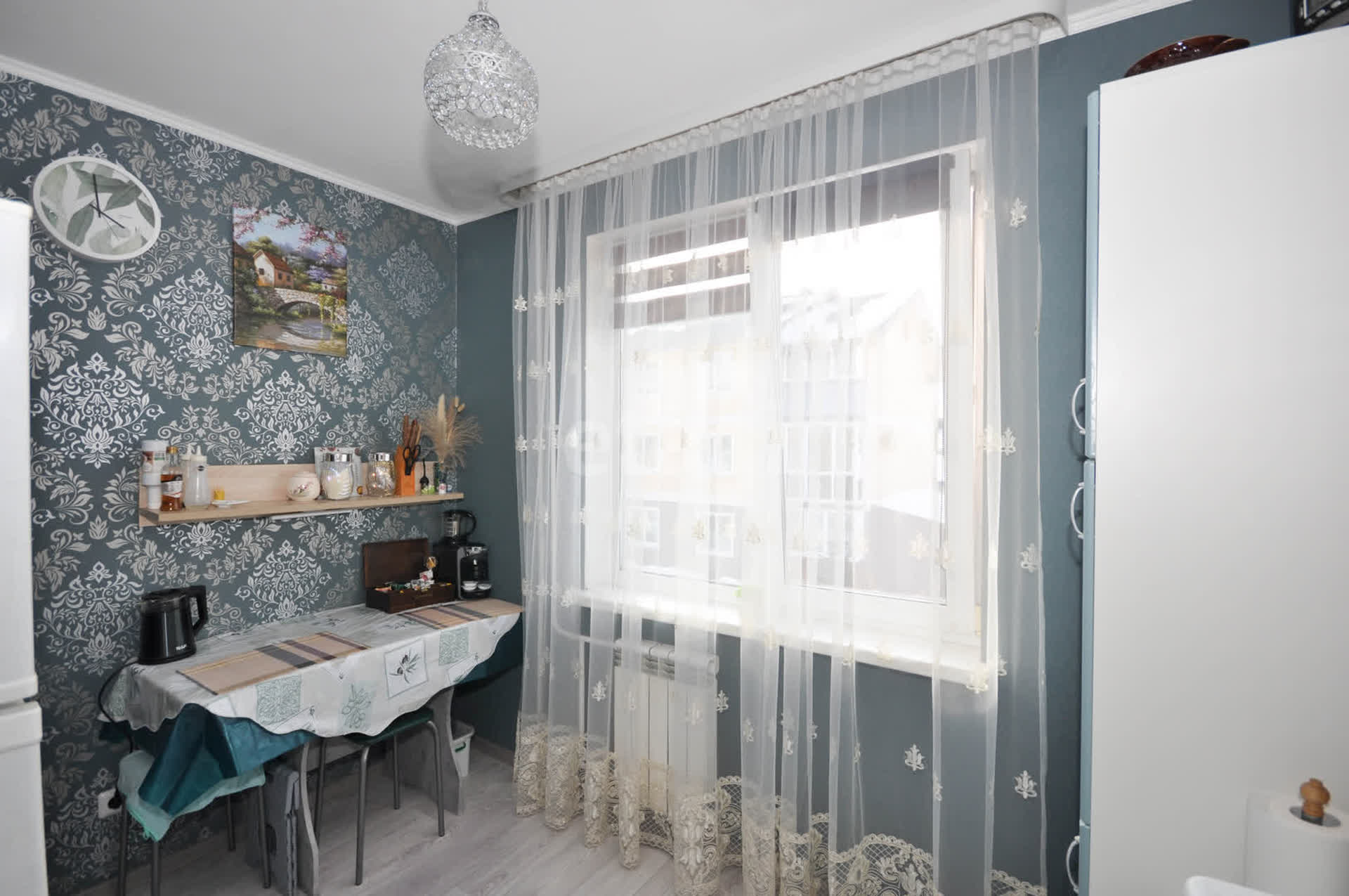 Продажа 2-комнатной квартиры, Южно-Сахалинск, Сахалинская область,  Южно-Сахалинск