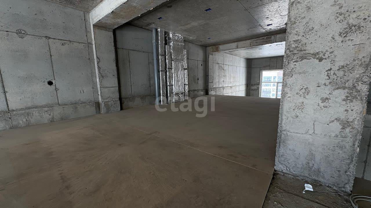 Продажа 4-комнатной квартиры, Южно-Сахалинск, Сахалинская область,  Южно-Сахалинск