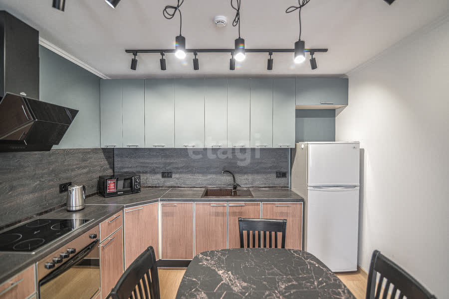 Аренда 2-комнатной квартиры, Южно-Сахалинск, Сахалинская область,  Южно-Сахалинск