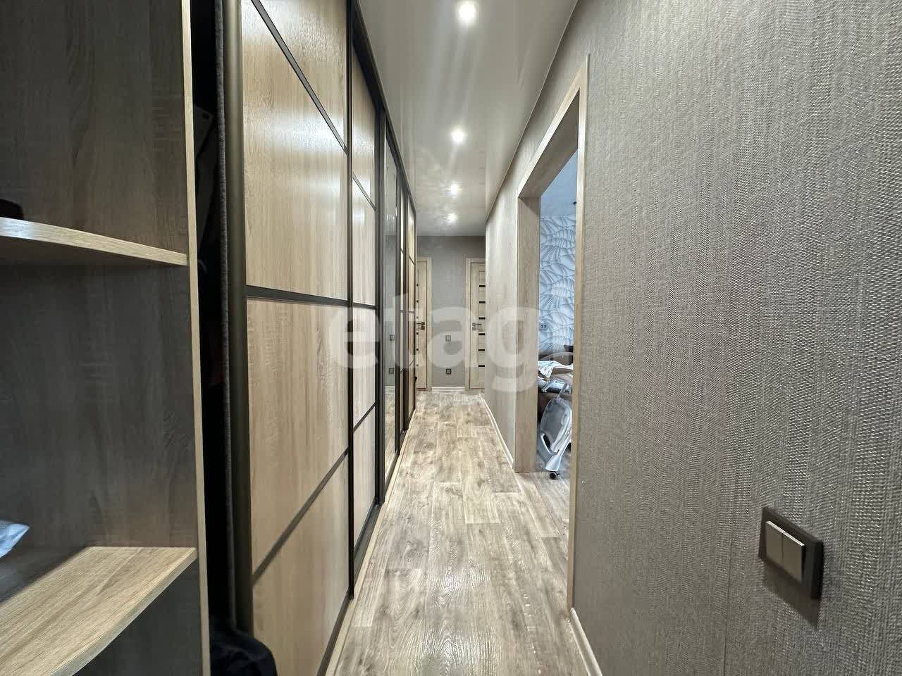 Продажа 3-комнатной квартиры, Улан-Удэ, Республика Бурятия,  Улан-Удэ