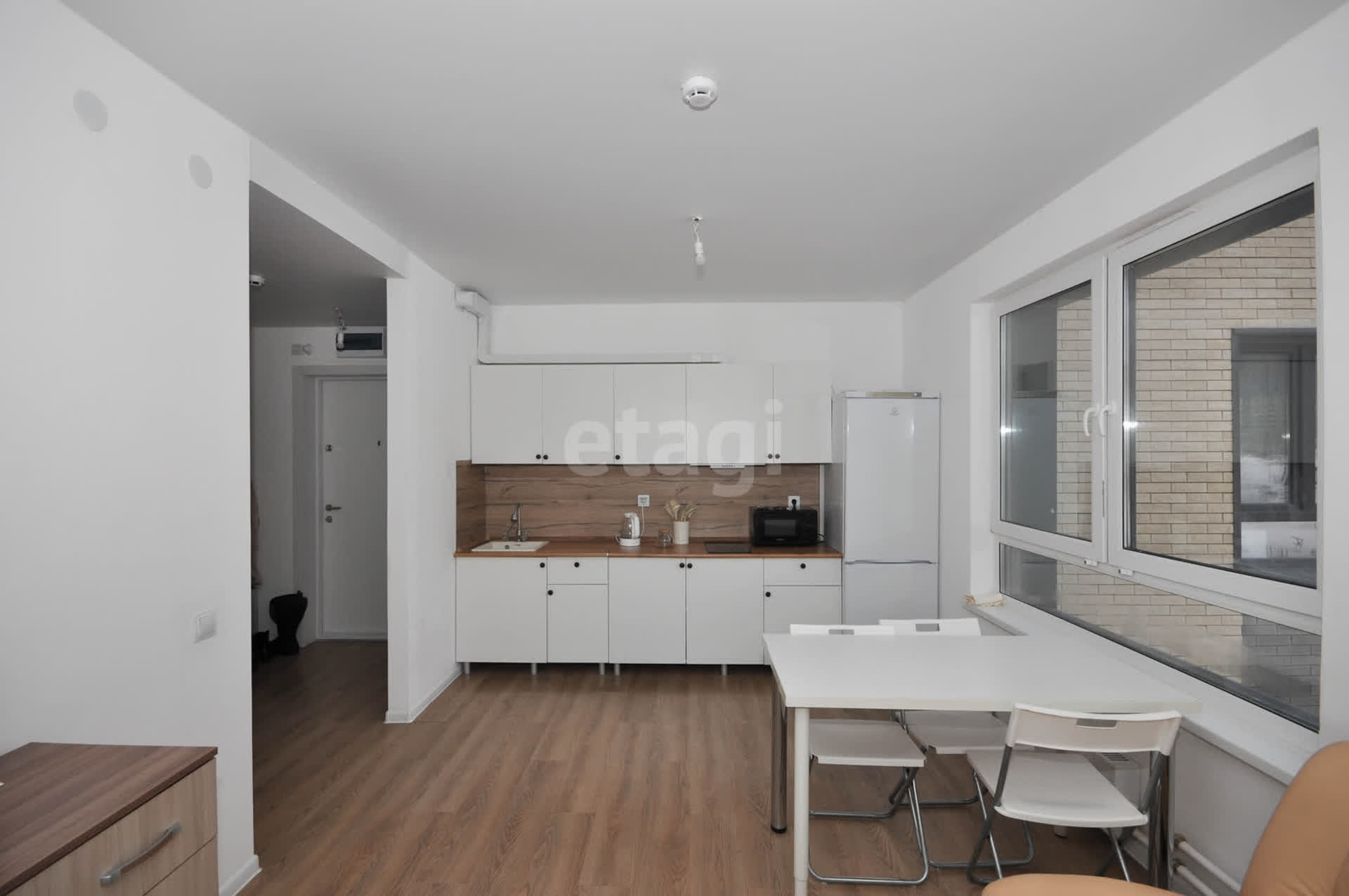 Продажа 2-комнатной квартиры, Южно-Сахалинск, Сахалинская область,  Южно-Сахалинск