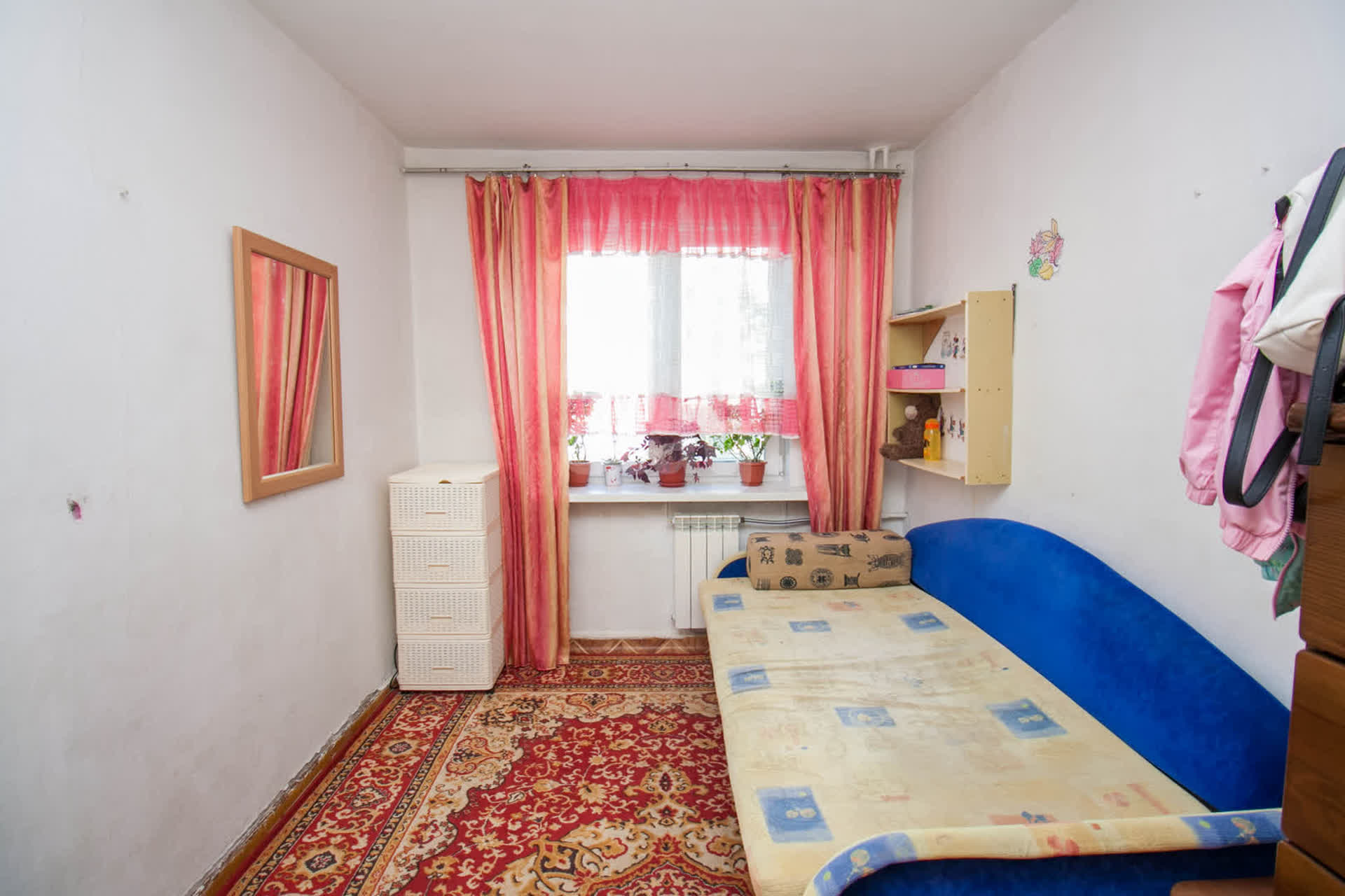 Продажа 2-комнатной квартиры, Южно-Сахалинск, Сахалинская область,  Южно-Сахалинск