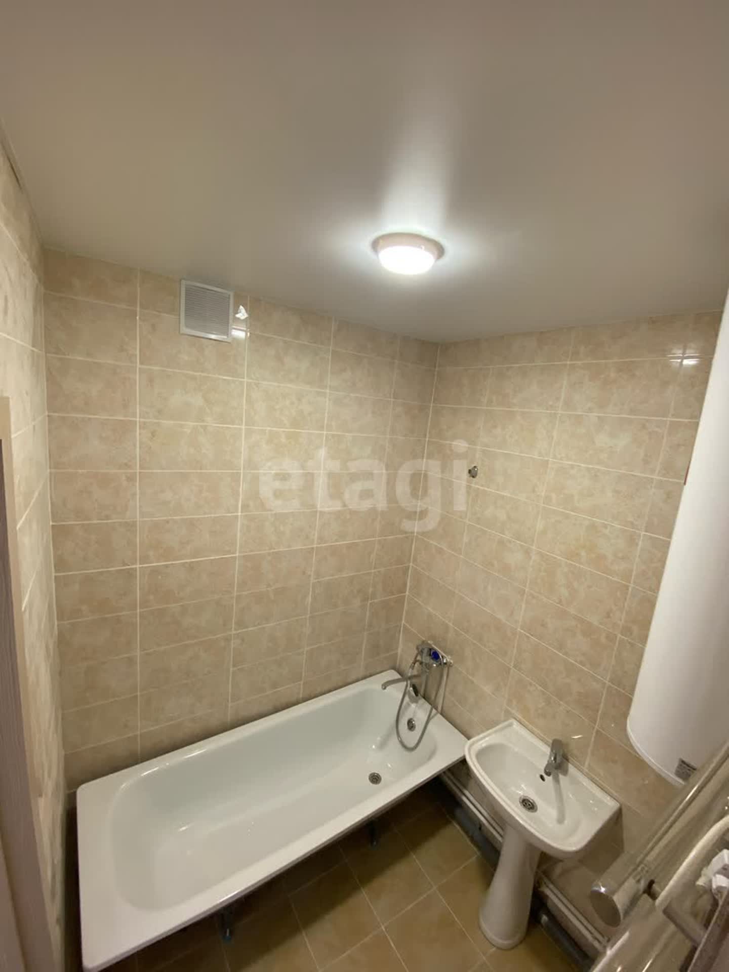 Продажа 3-комнатной квартиры, Южно-Сахалинск, Сахалинская область,  Южно-Сахалинск