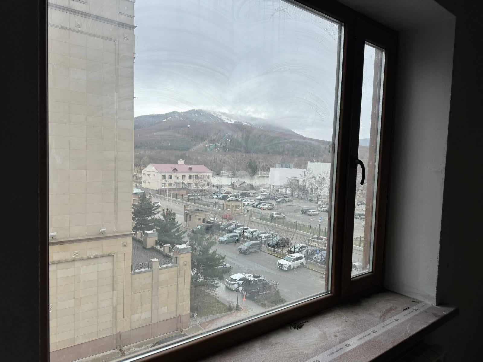 Продажа 4-комнатной квартиры, Южно-Сахалинск, Сахалинская область,  Южно-Сахалинск