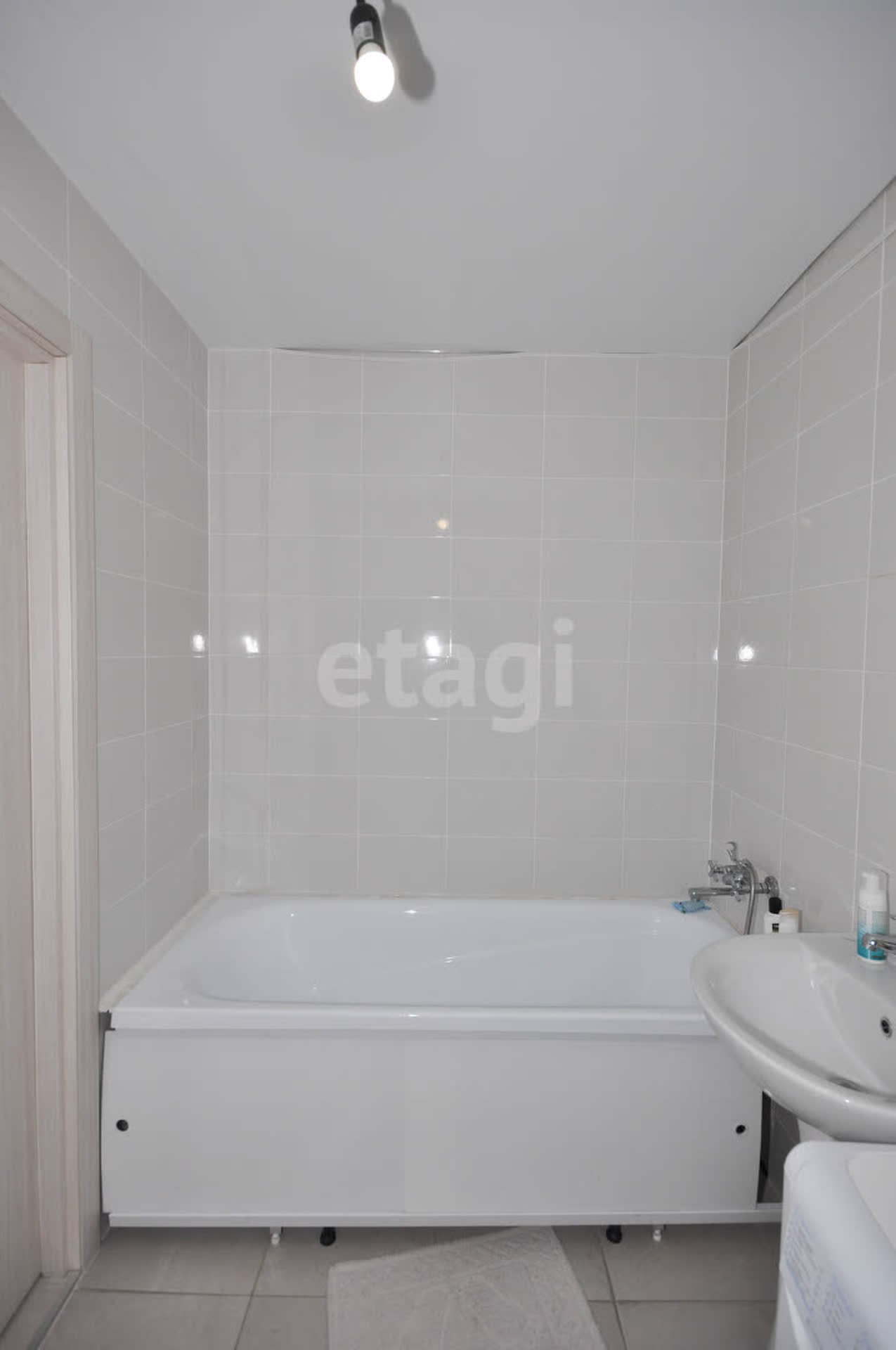 Продажа 2-комнатной квартиры, Южно-Сахалинск, Сахалинская область,  Южно-Сахалинск