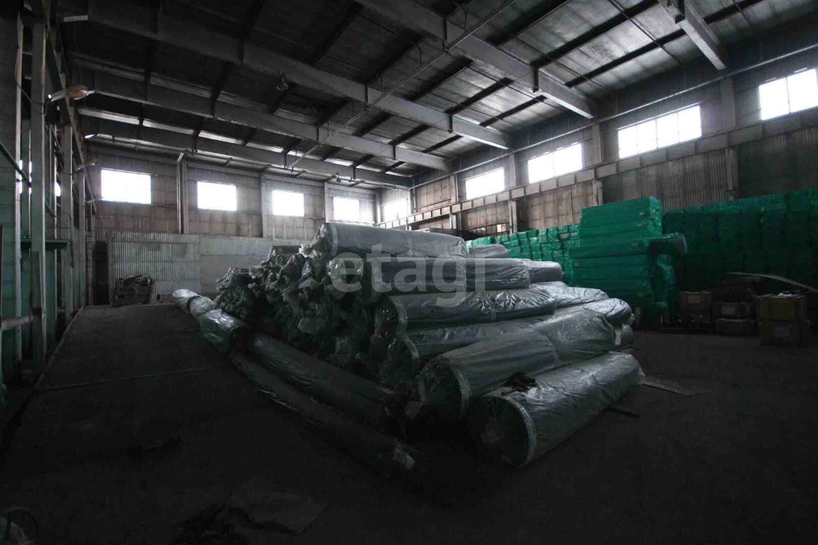 Аренда коммерческой недвижимости, 2500м <sup>2</sup>, Новый Уренгой, Ямало-Ненецкий АО,  Новый Уренгой