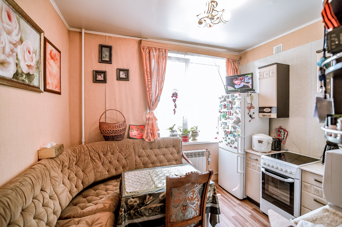 Продажа 2-комнатной квартиры, Южно-Сахалинск, Сахалинская область,  Южно-Сахалинск