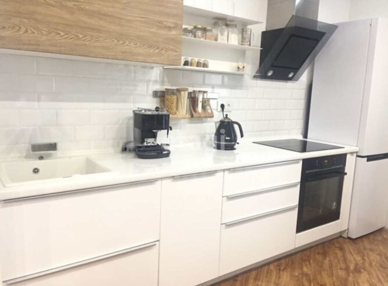 Продажа 2-комнатной квартиры, Южно-Сахалинск, Сахалинская область,  Южно-Сахалинск