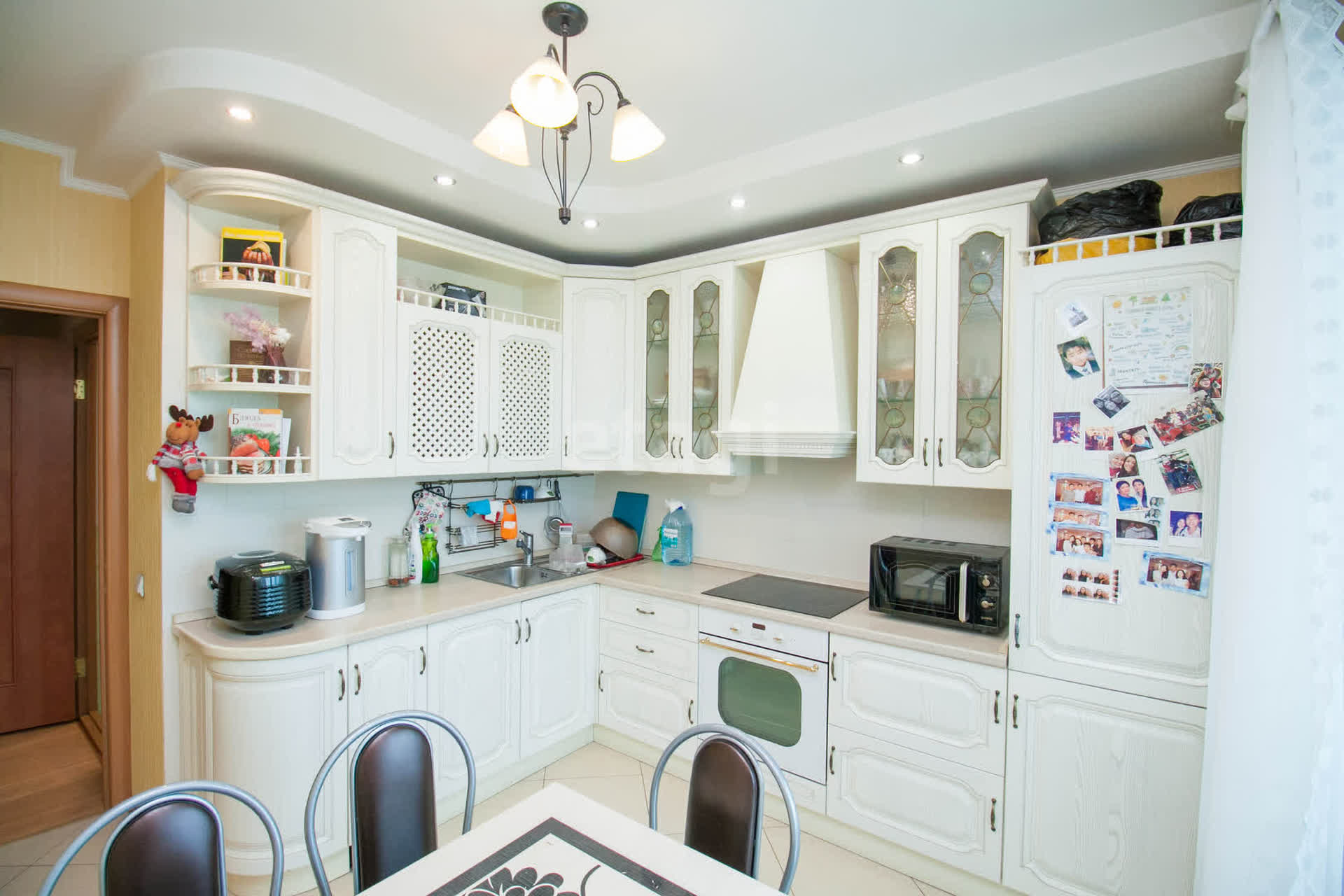 Продажа 2-комнатной квартиры, Южно-Сахалинск, Сахалинская область,  Южно-Сахалинск