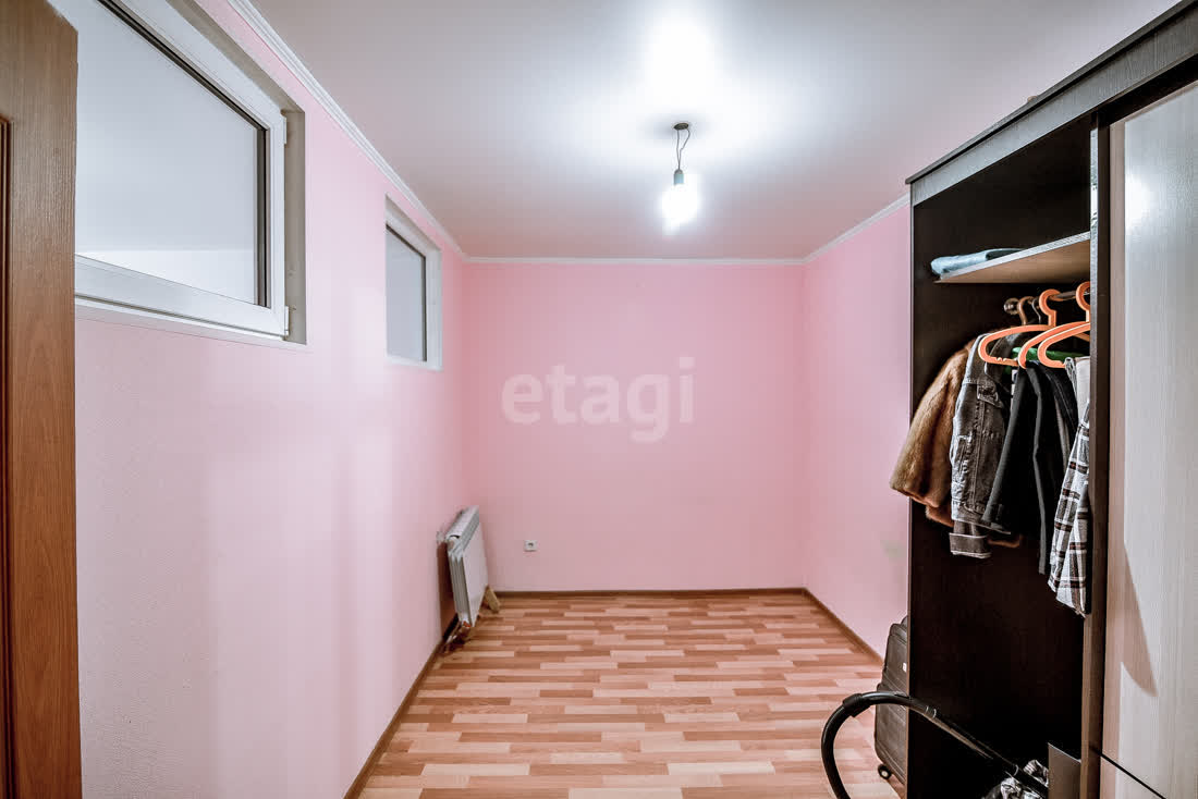 Продажа 2-комнатной квартиры, Южно-Сахалинск, Сахалинская область,  Южно-Сахалинск