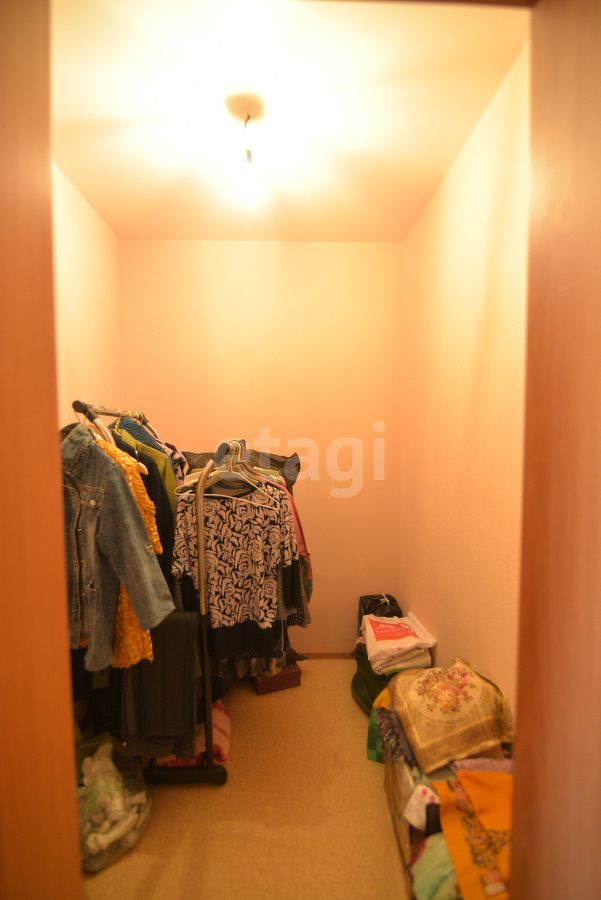 Продажа 3-комнатной квартиры, Южно-Сахалинск, Сахалинская область,  Южно-Сахалинск