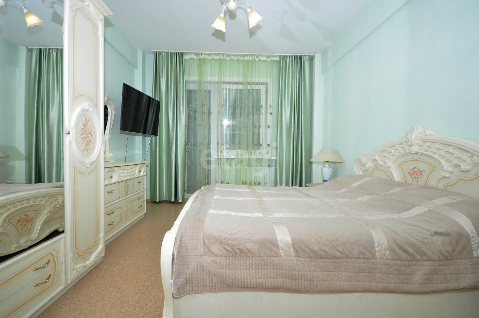 Продажа 3-комнатной квартиры, Южно-Сахалинск, Сахалинская область,  Южно-Сахалинск