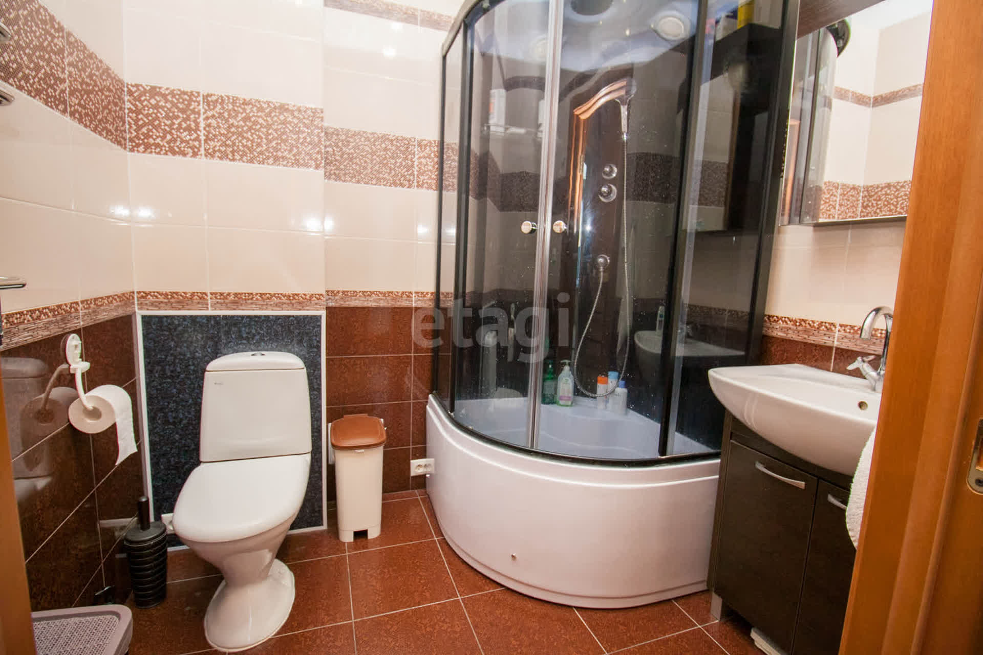 Продажа дома, 318м <sup>2</sup>, 10 сот., Южно-Сахалинск, Сахалинская область,  