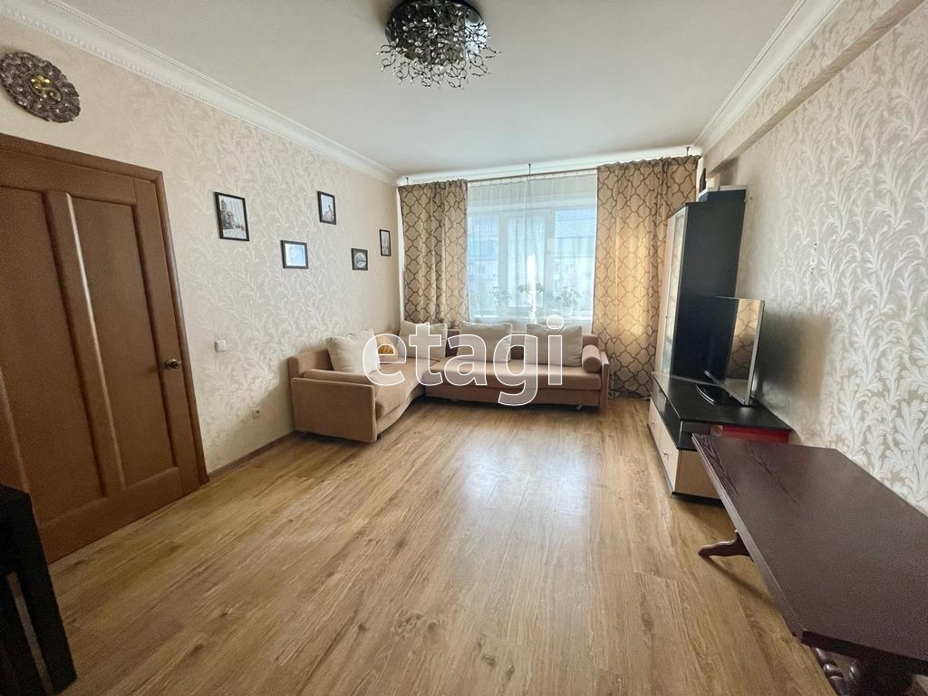 Продажа 3-комнатной квартиры, Южно-Сахалинск, Сахалинская область,  Южно-Сахалинск