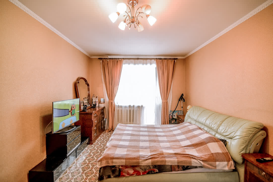 Продажа 4-комнатной квартиры, Южно-Сахалинск, Сахалинская область,  Южно-Сахалинск