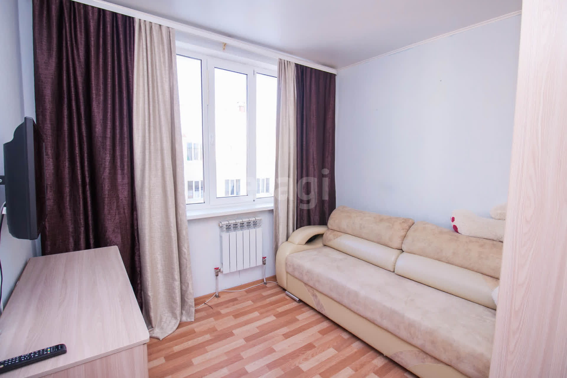 Продажа 2-комнатной квартиры, Южно-Сахалинск, Сахалинская область,  Южно-Сахалинск