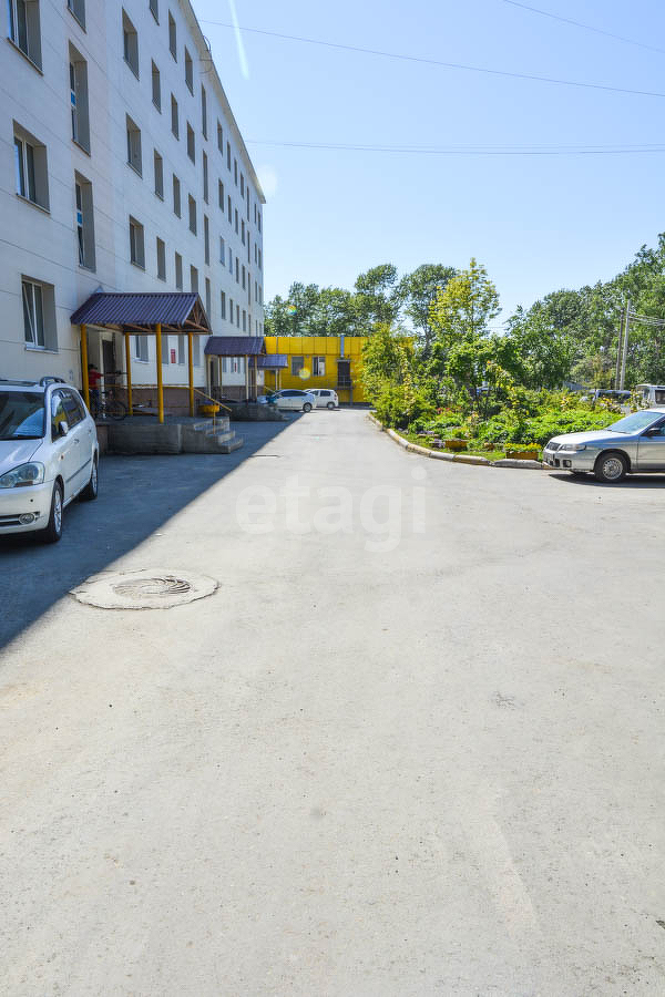 Продажа 4-комнатной квартиры, Южно-Сахалинск, Сахалинская область,  Южно-Сахалинск