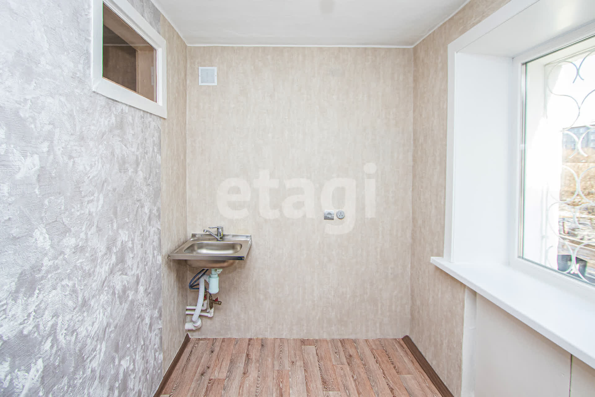 Продажа 2-комнатной квартиры, Улан-Удэ, Республика Бурятия,  Улан-Удэ