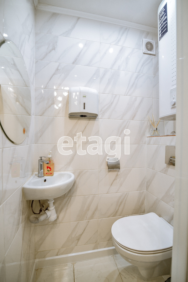 Продажа коммерческой недвижимости, 47м <sup>2</sup>, Южно-Сахалинск, Сахалинская область,  Южно-Сахалинск