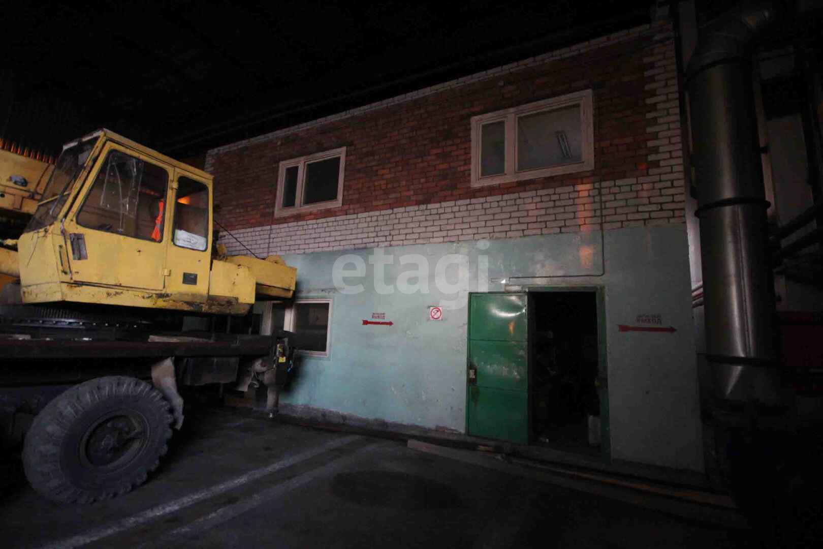 Аренда коммерческой недвижимости, 2500м <sup>2</sup>, Новый Уренгой, Ямало-Ненецкий АО,  Новый Уренгой