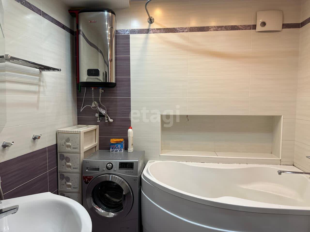 Продажа 3-комнатной квартиры, Южно-Сахалинск, Сахалинская область,  Южно-Сахалинск