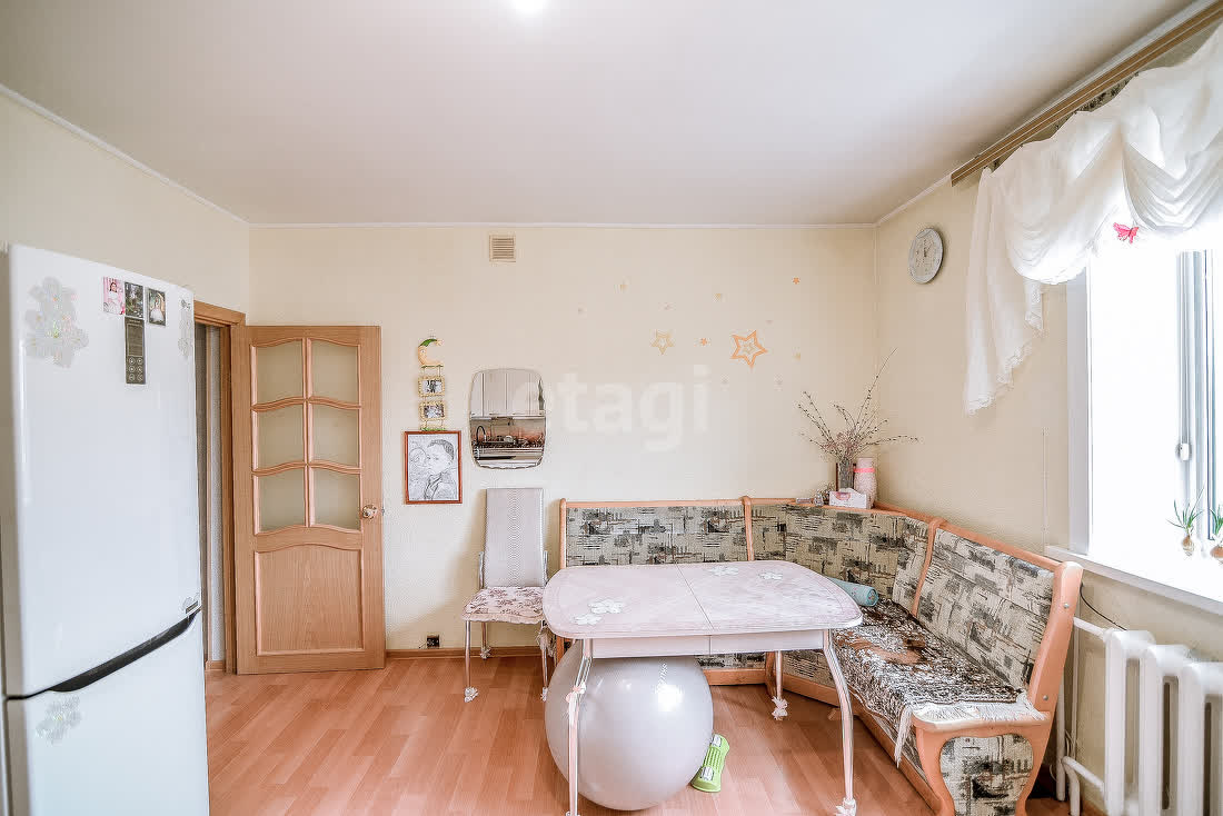 Продажа дома, 262м <sup>2</sup>, 6 сот., Южно-Сахалинск, Сахалинская область,  