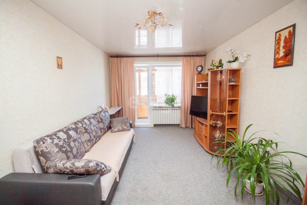 Продажа 2-комнатной квартиры, Южно-Сахалинск, Сахалинская область,  Южно-Сахалинск