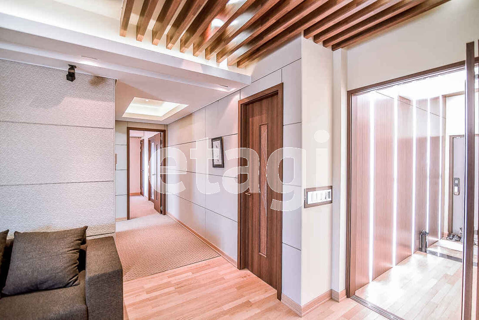 Продажа 3-комнатной квартиры, Южно-Сахалинск, Сахалинская область,  Южно-Сахалинск