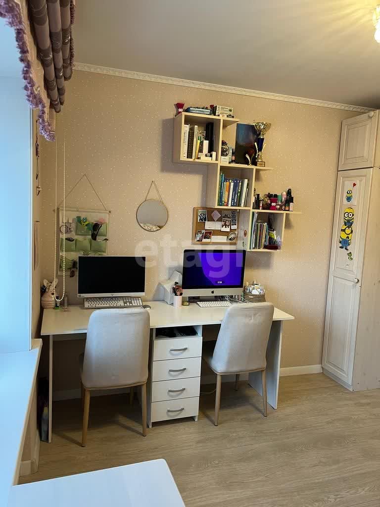 Продажа 3-комнатной квартиры, Южно-Сахалинск, Сахалинская область,  Южно-Сахалинск