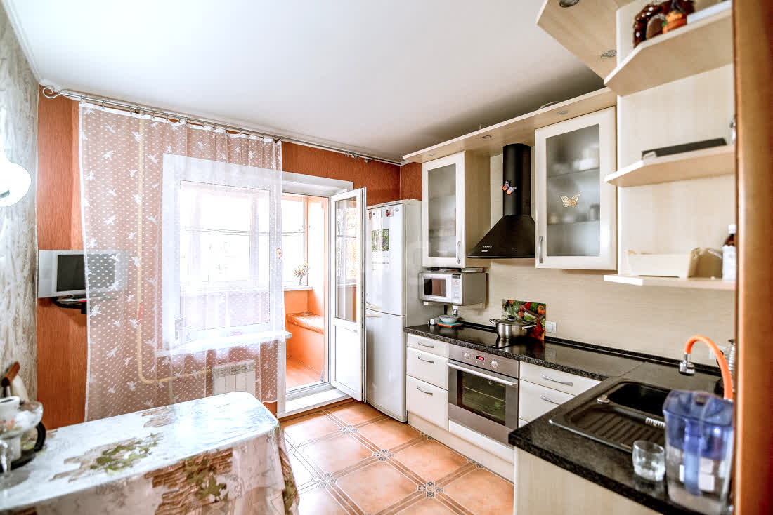 Продажа 3-комнатной квартиры, Южно-Сахалинск, Сахалинская область,  Южно-Сахалинск