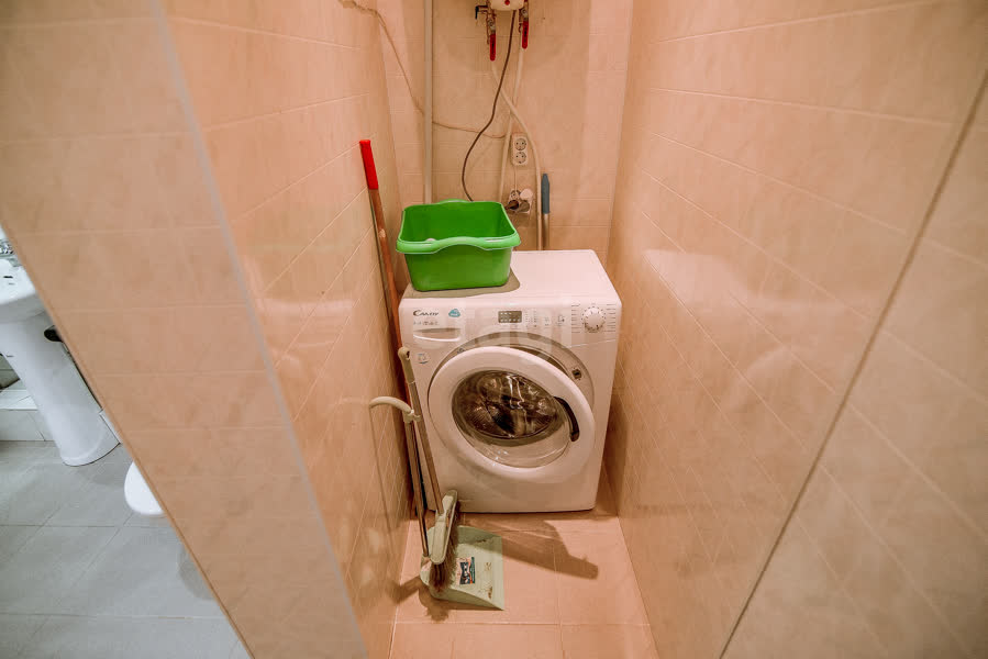 Продажа 2-комнатной квартиры, Южно-Сахалинск, Сахалинская область,  Южно-Сахалинск