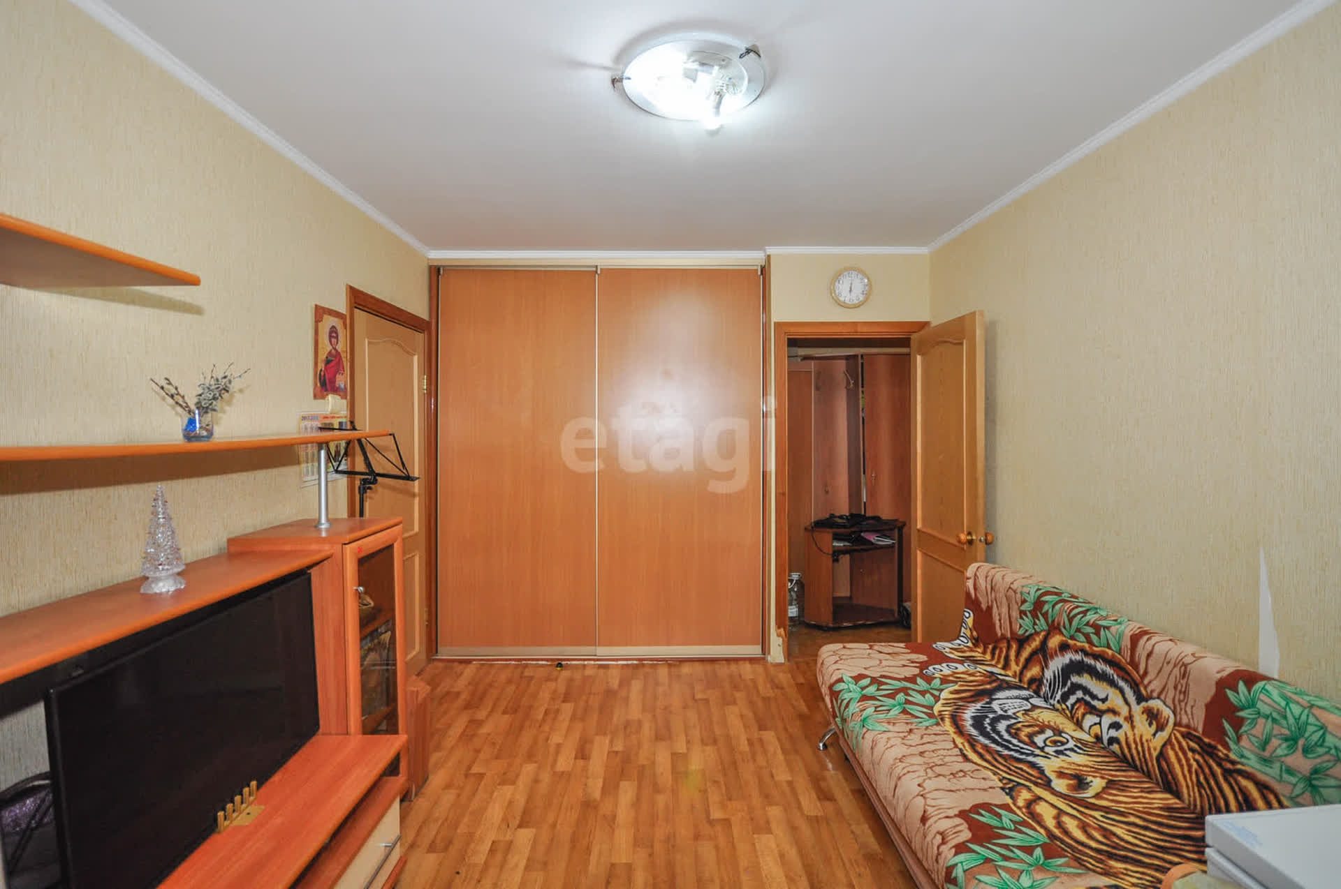 Продажа 2-комнатной квартиры, Южно-Сахалинск, Сахалинская область,  Южно-Сахалинск