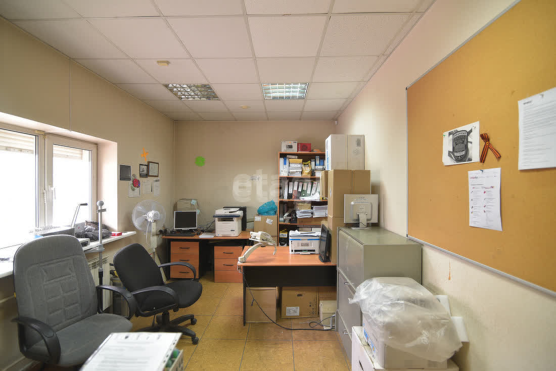 Продажа коммерческой недвижимости, 250м <sup>2</sup>, Южно-Сахалинск, Сахалинская область,  Южно-Сахалинск