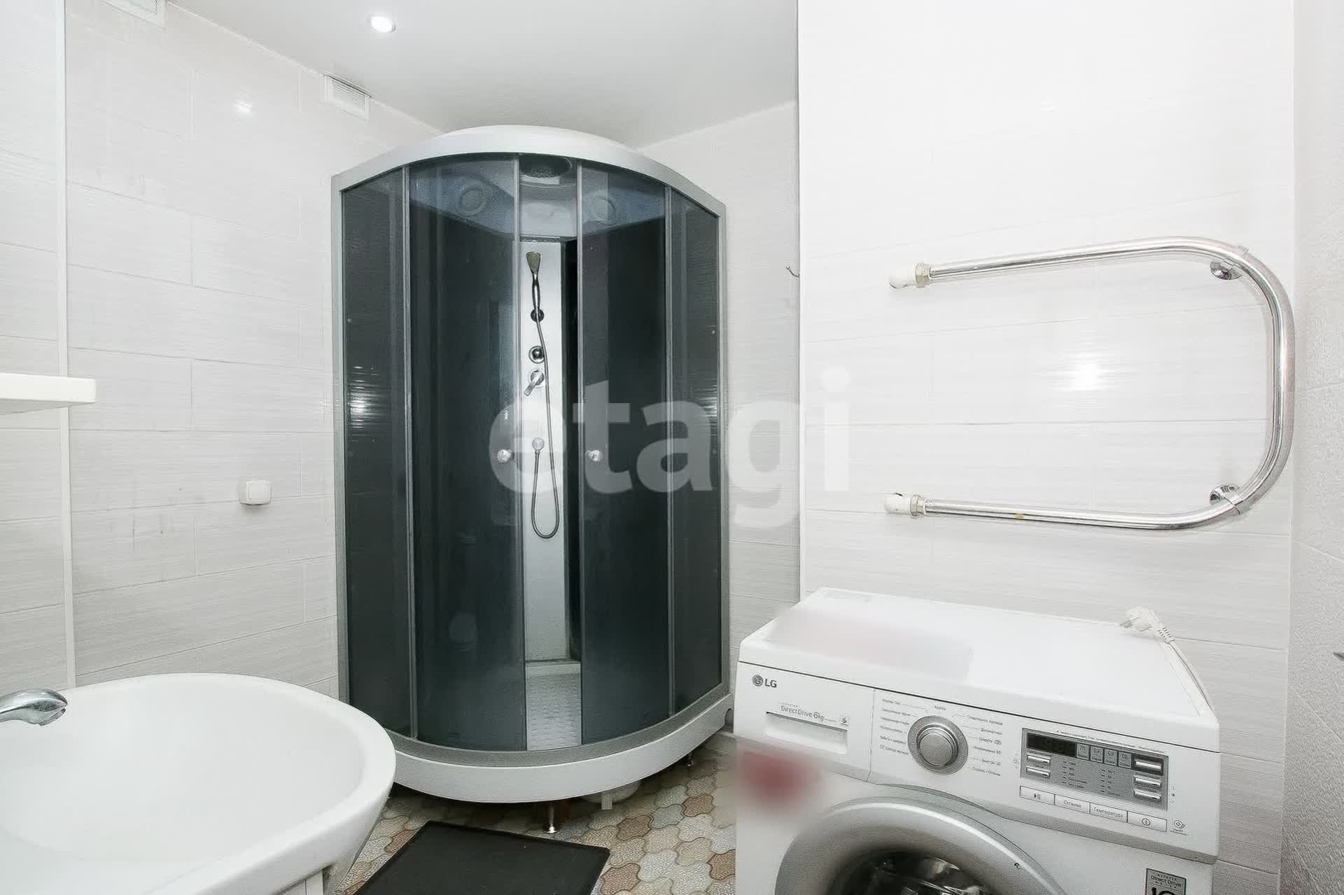 Продажа 3-комнатной квартиры, Улан-Удэ, Республика Бурятия,  Улан-Удэ