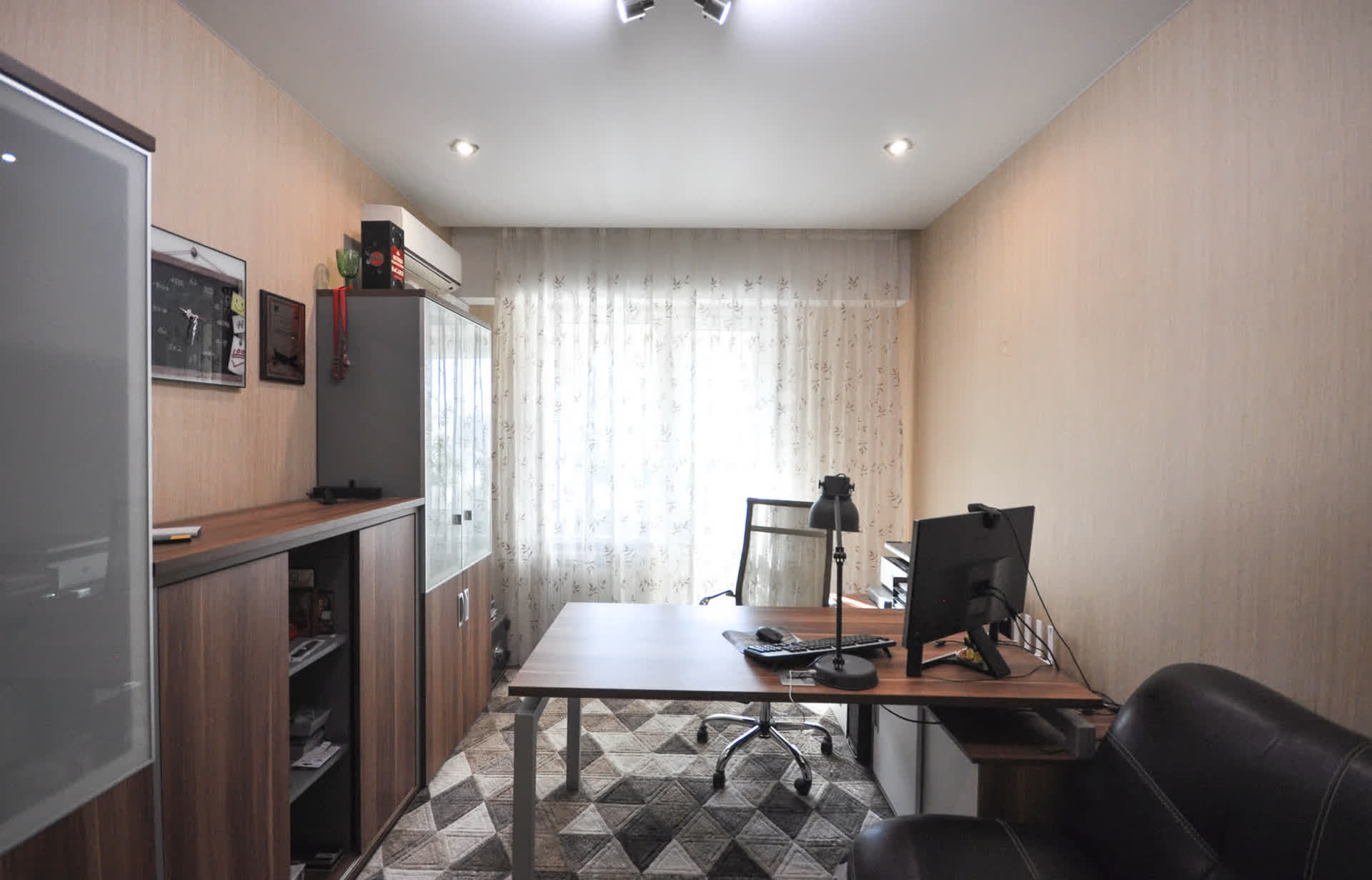 Продажа 2-комнатной квартиры, Южно-Сахалинск, Сахалинская область,  Южно-Сахалинск