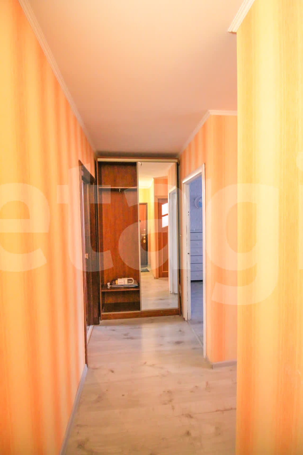 Продажа 2-комнатной квартиры, Южно-Сахалинск, Сахалинская область,  Южно-Сахалинск