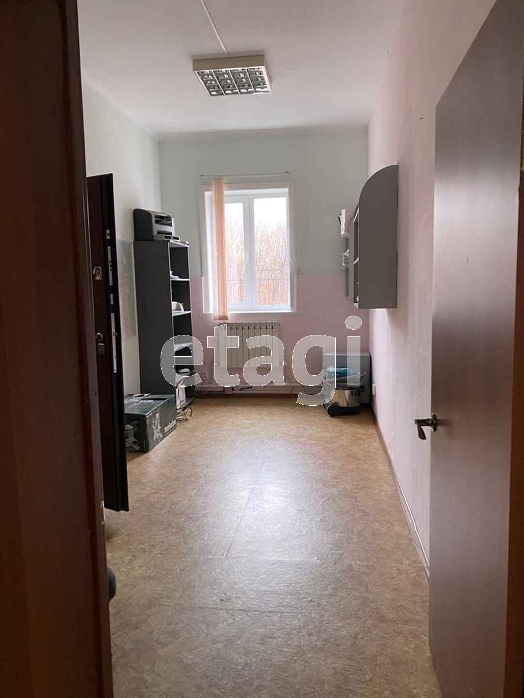 Продажа коммерческой недвижимости, 100м <sup>2</sup>, Южно-Сахалинск, Сахалинская область,  Южно-Сахалинск