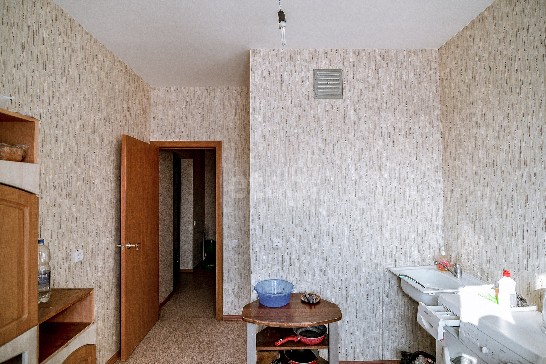 Продажа 3-комнатной квартиры, Южно-Сахалинск, Сахалинская область,  Южно-Сахалинск