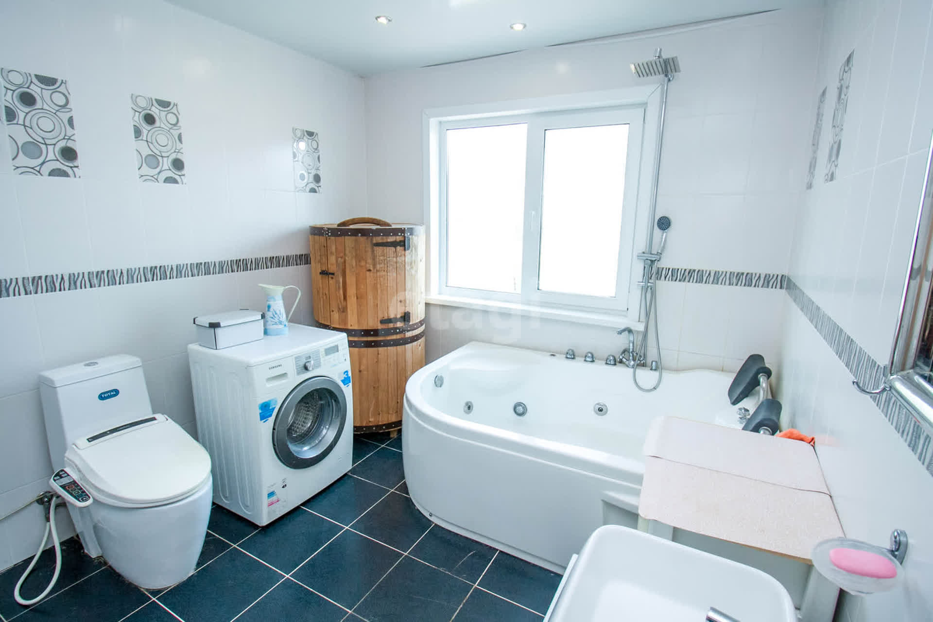 Продажа дома, 200м <sup>2</sup>, 8 сот., Южно-Сахалинск, Сахалинская область,  Южно-Сахалинск