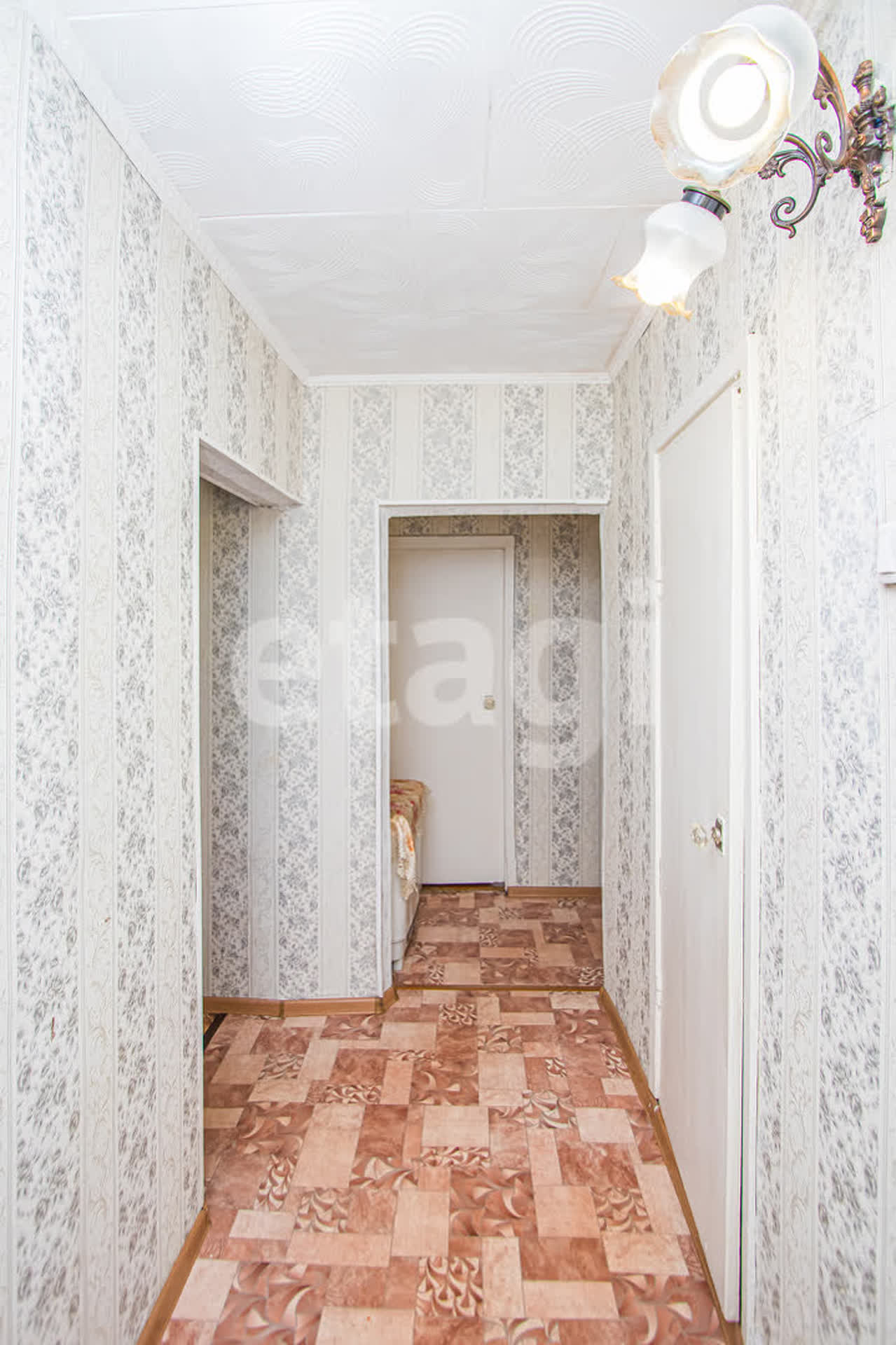 Продажа 4-комнатной квартиры, Улан-Удэ, Республика Бурятия,  Улан-Удэ