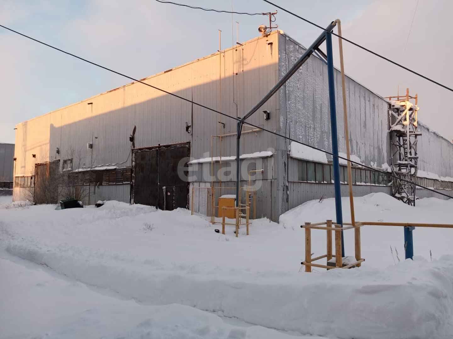 Продажа коммерческой недвижимости, 3780м <sup>2</sup>, Новый Уренгой, Ямало-Ненецкий АО,  Уренгой