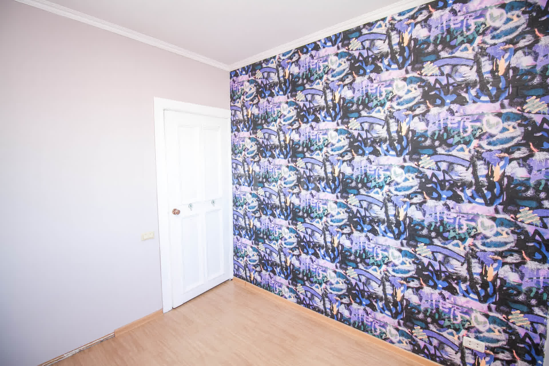 Продажа 4-комнатной квартиры, Южно-Сахалинск, Сахалинская область,  Южно-Сахалинск