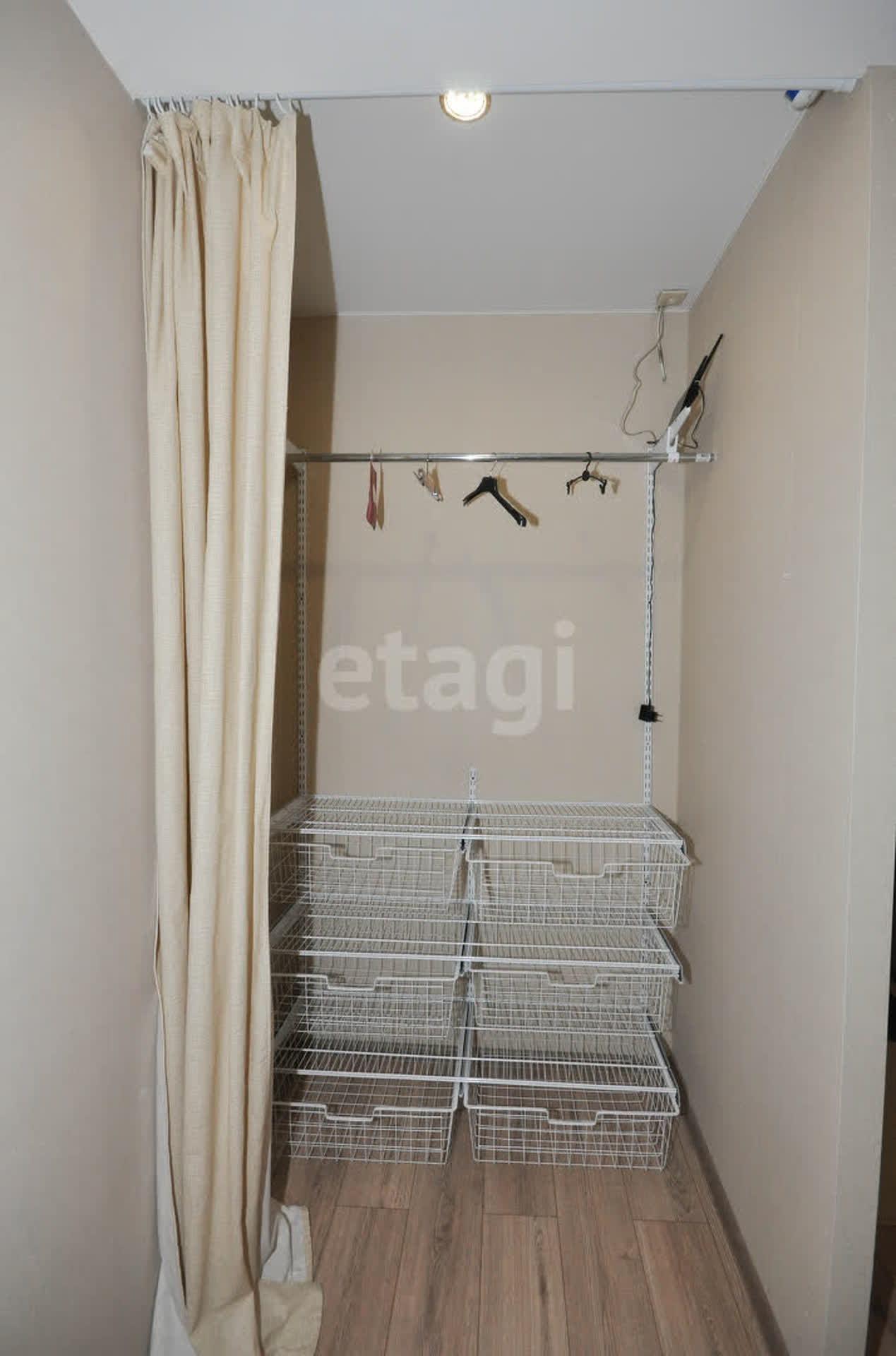 Продажа 2-комнатной квартиры, Южно-Сахалинск, Сахалинская область,  Южно-Сахалинск