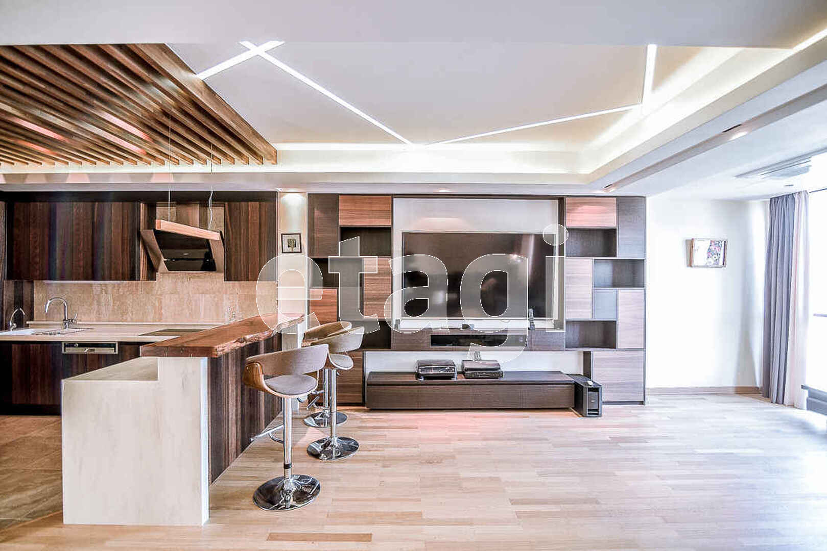 Продажа 3-комнатной квартиры, Южно-Сахалинск, Сахалинская область,  Южно-Сахалинск