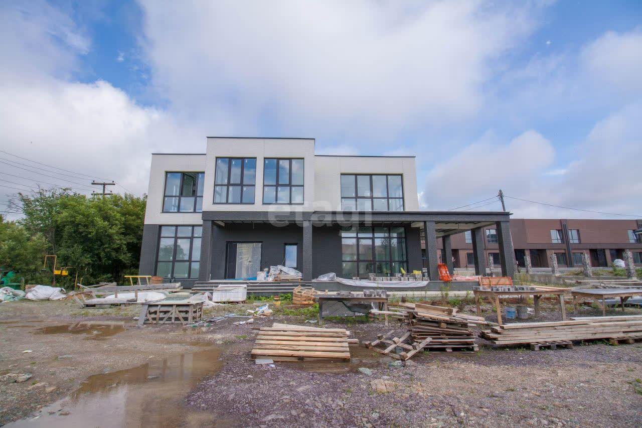 Продажа дома, 260м <sup>2</sup>, 20 сот., Южно-Сахалинск, Сахалинская область,  Южно-Сахалинск