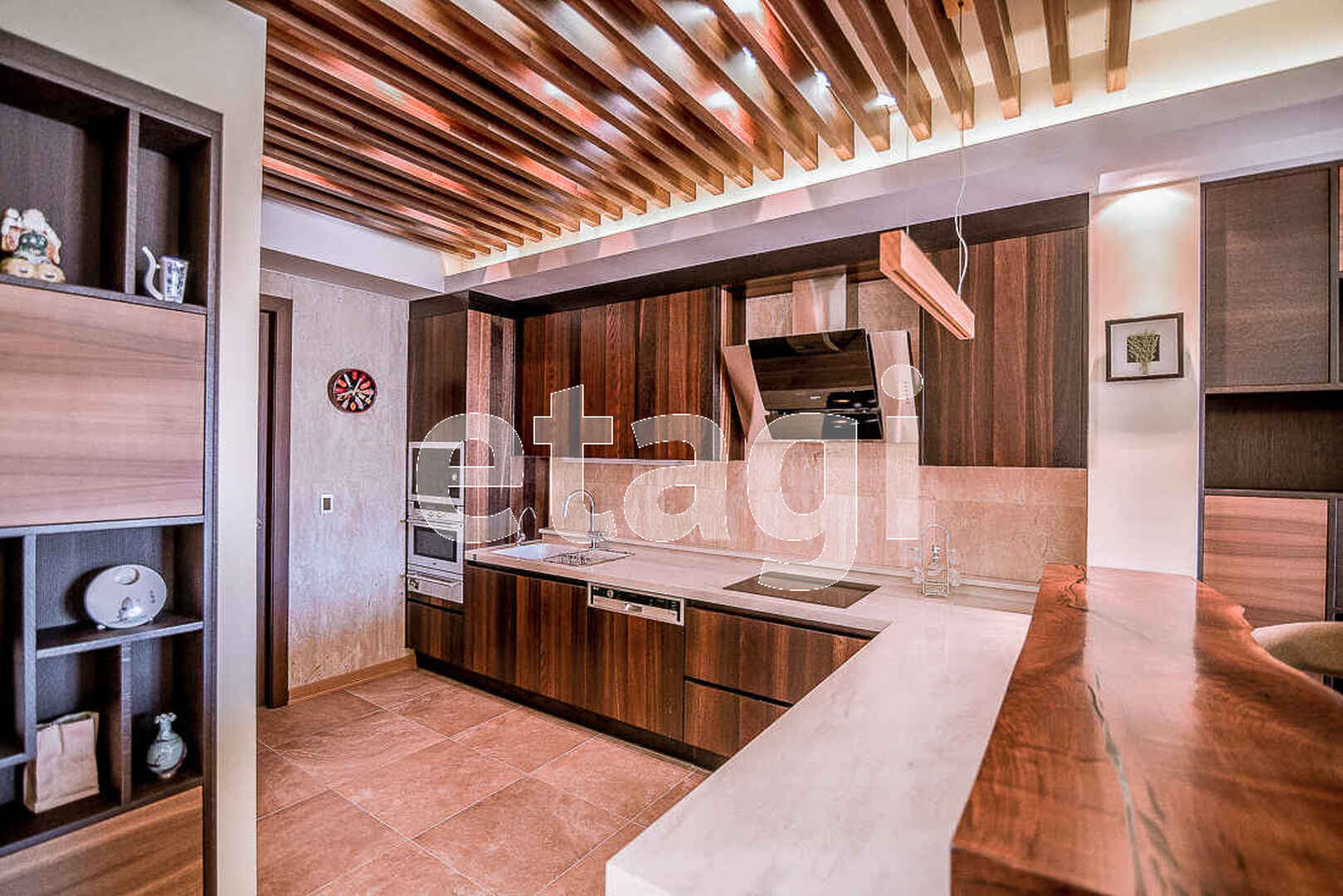 Продажа 3-комнатной квартиры, Южно-Сахалинск, Сахалинская область,  Южно-Сахалинск